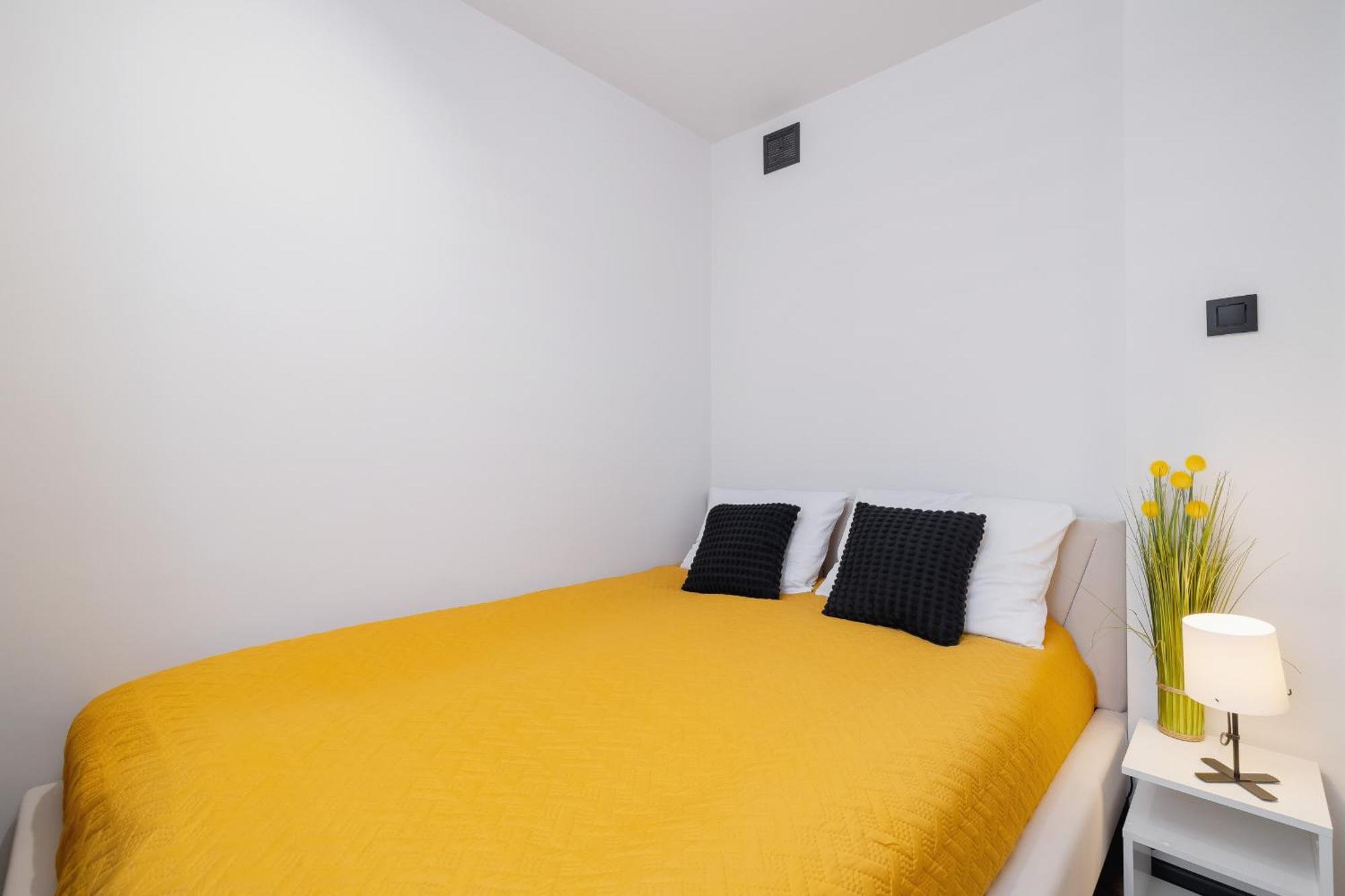 City Center One-Bedroom Apartment With Bathtub By Noclegi Renters Rzeszów Exterior foto